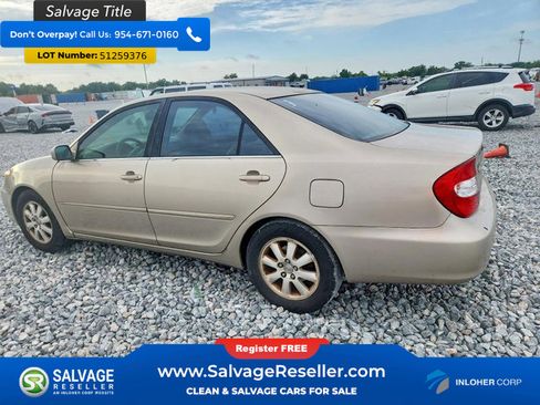 Used 2002 Toyota Camry V6 FWD image 3