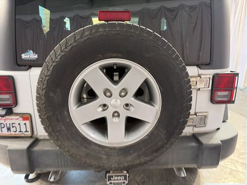 Used 2012 Jeep Wrangler Sport image 11