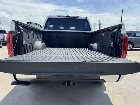Used 2026 Toyota Tundra Limited w/ Power Package AWD/4WD image 32