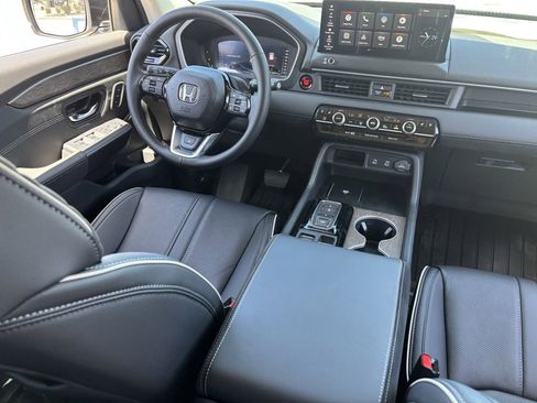 New 2026 Honda Pilot Elite image 10