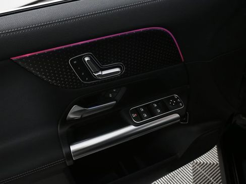 Certified 2026 Mercedes-Benz GLA 250 image 8
