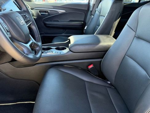 Used 2025 Honda Ridgeline RTL image 8