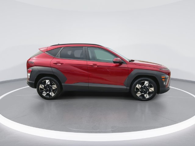 Certified 2025 Hyundai Kona SEL FWD image 9