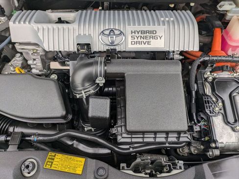 Used 2010 Toyota Prius Two image 30