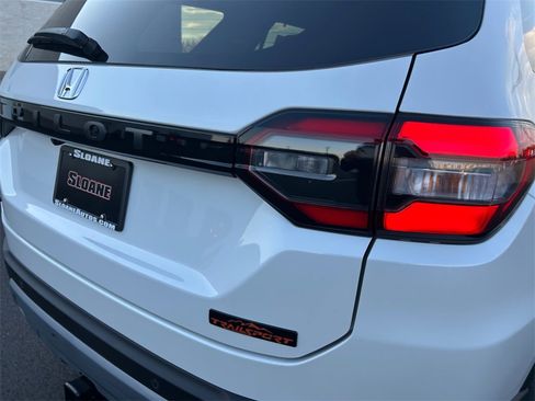 New 2025 Honda Pilot TrailSport image 20