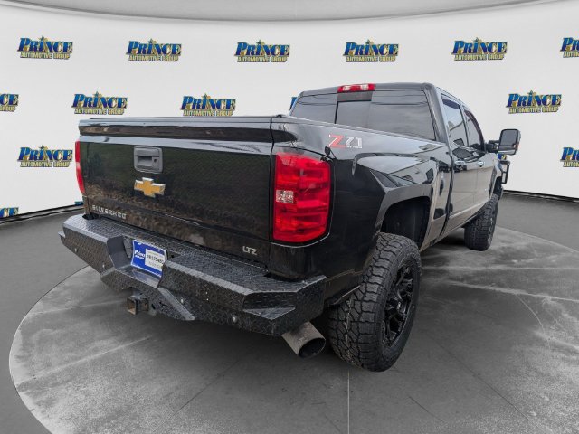 Used 2019 Chevrolet Silverado 2500 LTZ w/ Duramax Plus Package AWD/4WD image 3