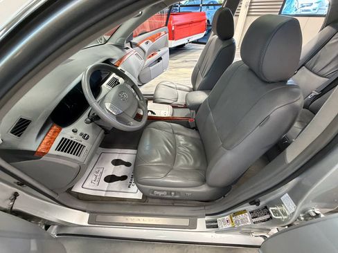 Used 2005 Toyota Avalon XLS FWD image 55