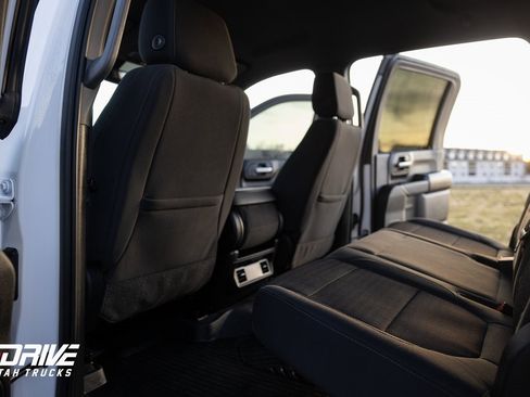 Used 2023 Chevrolet Silverado 2500 LT image 21