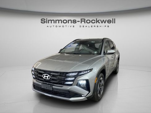 Used 2025 Hyundai Tucson SEL image 1