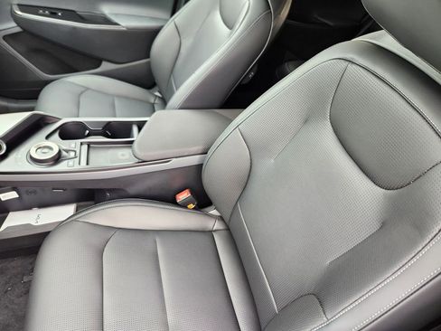 New 2025 Kia EV6 Wind image 8