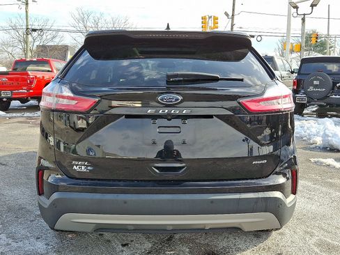 Certified 2023 Ford Edge SEL w/ Convenience Package image 5
