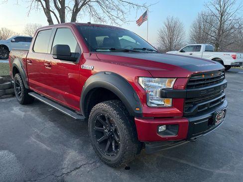 Used 2017 Ford F150 XLT w/ Equipment Group 302A Luxury AWD/4WD image 6