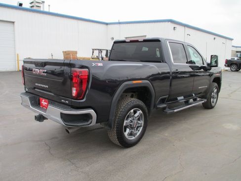 Certified 2025 GMC Sierra 2500 SLE w/ SLE Value Package; image 5