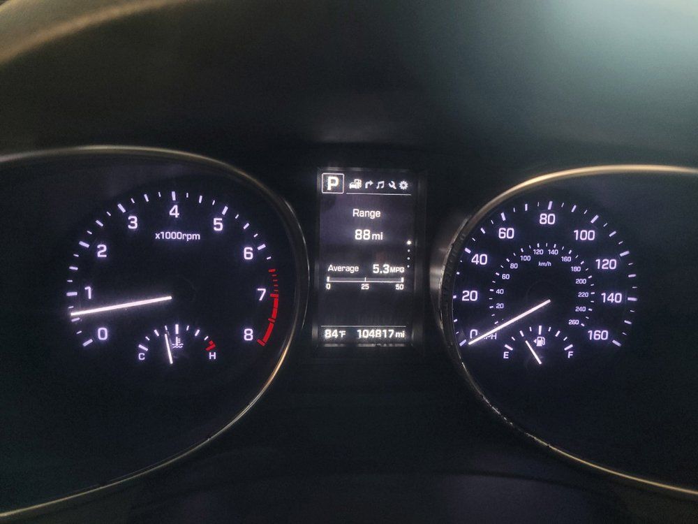 Used 2018 Hyundai Santa Fe FWD w/ Cargo Package image 23