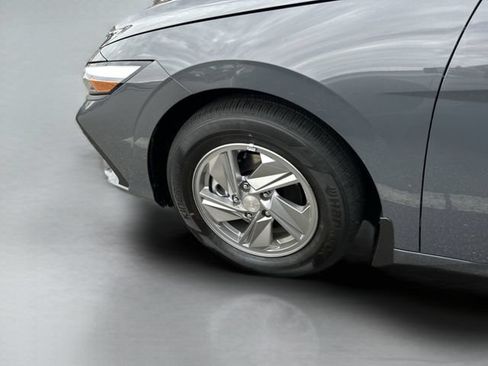 New 2026 Hyundai Elantra SEL Sport Premium FWD image 37