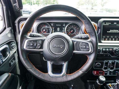 Used 2022 Jeep Gladiator Mojave w/ LED Lighting Group AWD/4WD image 12