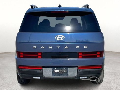 Used 2025 Hyundai Santa Fe SEL FWD image 5