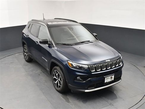 New 2026 Jeep Compass Limited image 13