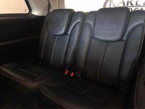 Used 2011 Mercedes-Benz GL 450 4MATIC image 27