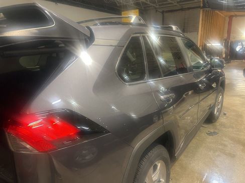 Certified 2025 Toyota RAV4 XLE w/ Convenience Package image 5