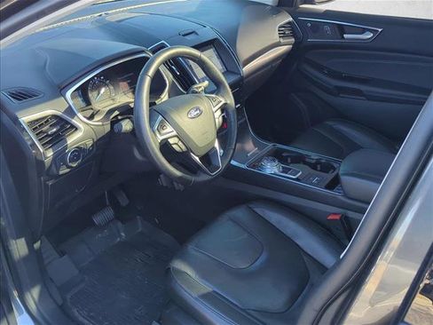 Used 2019 Ford Edge Titanium w/ Equipment Group 301A image 11