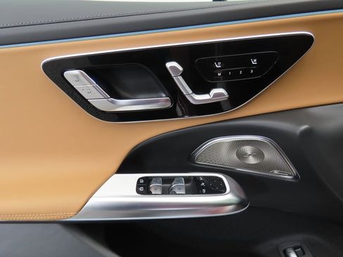 New 2026 Mercedes-Benz E 53 AMG e 4MATIC Sedan image 24