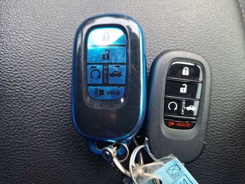 Used 2024 Honda CR-V Sport Touring image 29