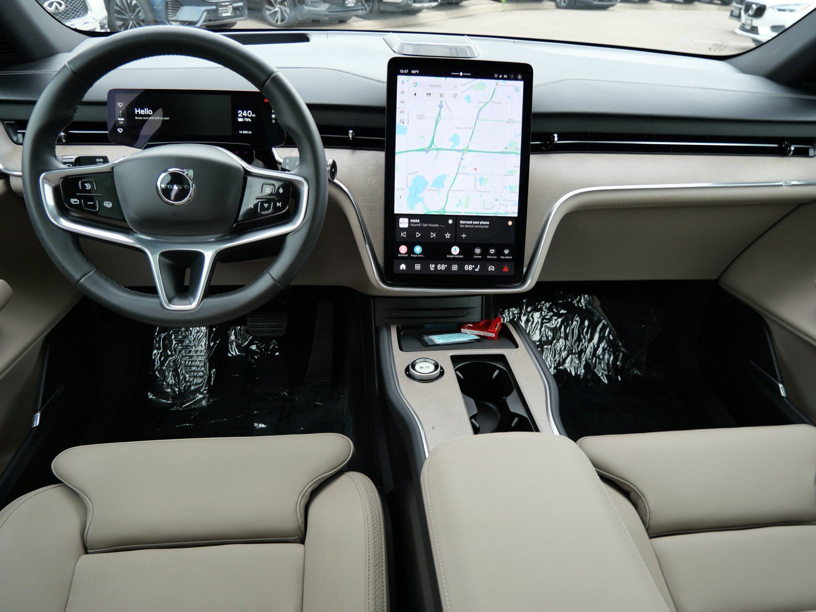 Certified 2025 Volvo EX90 Plus AWD/4WD image 13