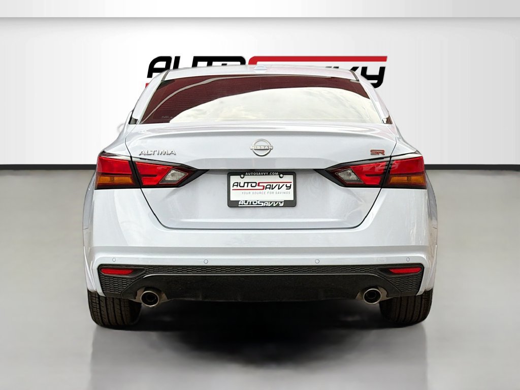 Used 2025 Nissan Altima 2.5 SR FWD image 6
