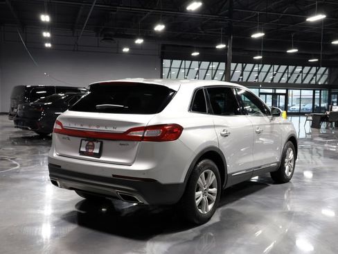 Used 2016 Lincoln MKX Premiere AWD/4WD image 7