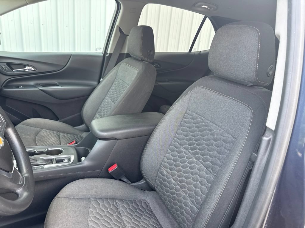 Used 2018 Chevrolet Equinox LT FWD image 13