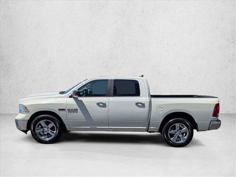 Used 2016 RAM 1500 Lone Star RWD image 9