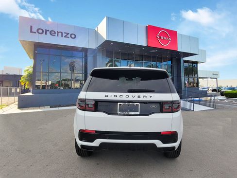Used 2023 Land Rover Discovery Sport S R-Dynamic image 6
