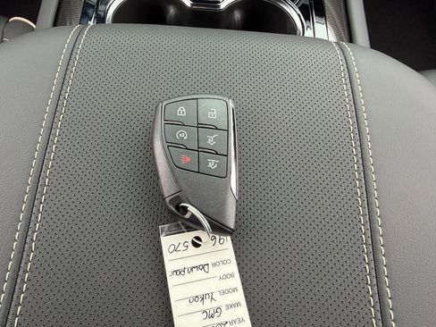 New 2026 GMC Yukon Elevation image 35