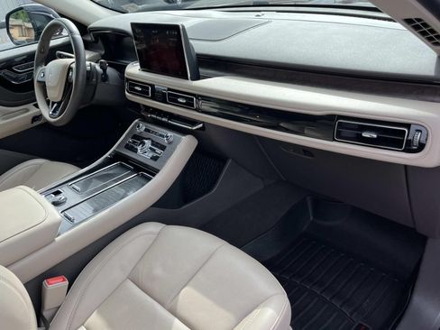 Used 2022 Lincoln Aviator Reserve w/ Elements Package Plus AWD/4WD image 27