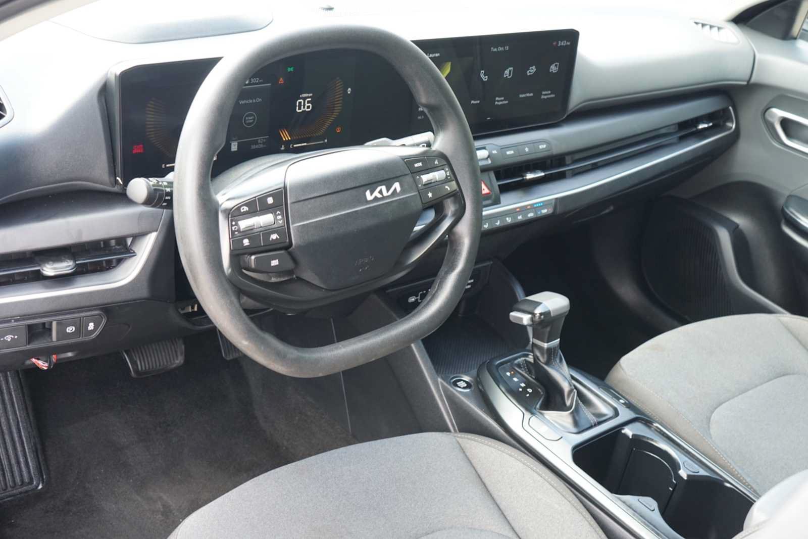 Used 2025 Kia K4 FWD image 7