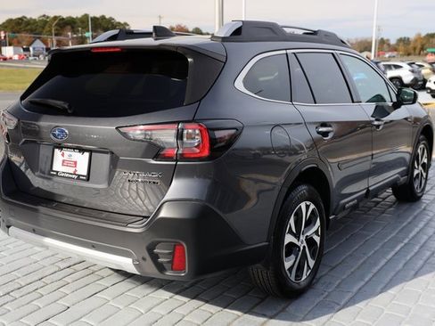 Certified 2022 Subaru Outback Touring XT image 5