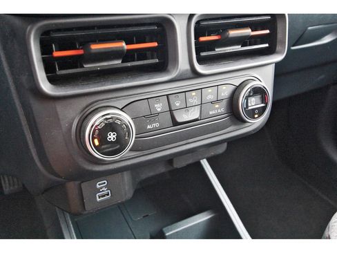Certified 2022 Ford Maverick XLT FWD image 25