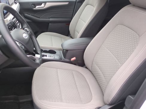 Used 2021 Ford Escape SE w/ Convenience Package image 16