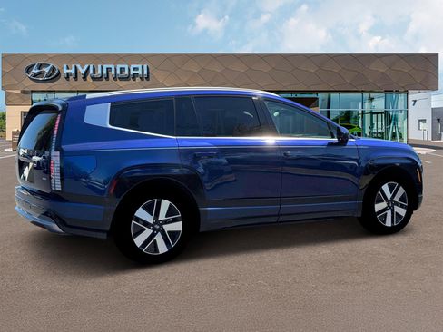 New 2026 Hyundai Ioniq 9 SEL image 8