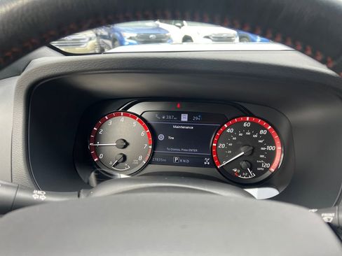 Used 2022 Nissan Frontier PRO-4X image 16