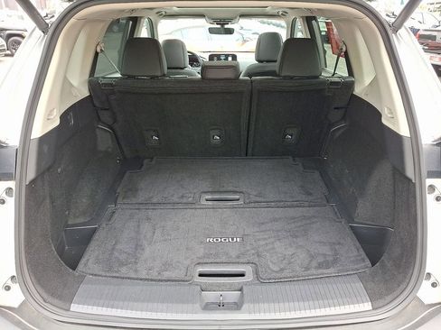 Certified 2023 Nissan Rogue SL w/ SL Premium Package image 34