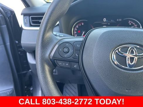 Used 2024 Toyota RAV4 XLE FWD image 18
