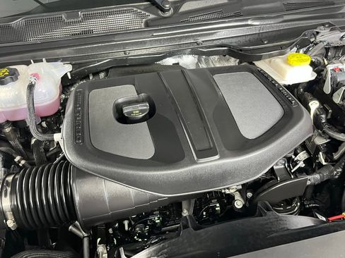 Used 2025 RAM 1500 Big Horn image 34