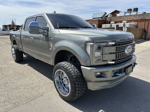 Used 2019 Ford F250 Platinum w/ Platinum Ultimate Package AWD/4WD image 7