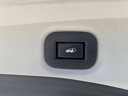 Used 2015 Nissan Rogue SL w/ SL Premium Package AWD/4WD image 36