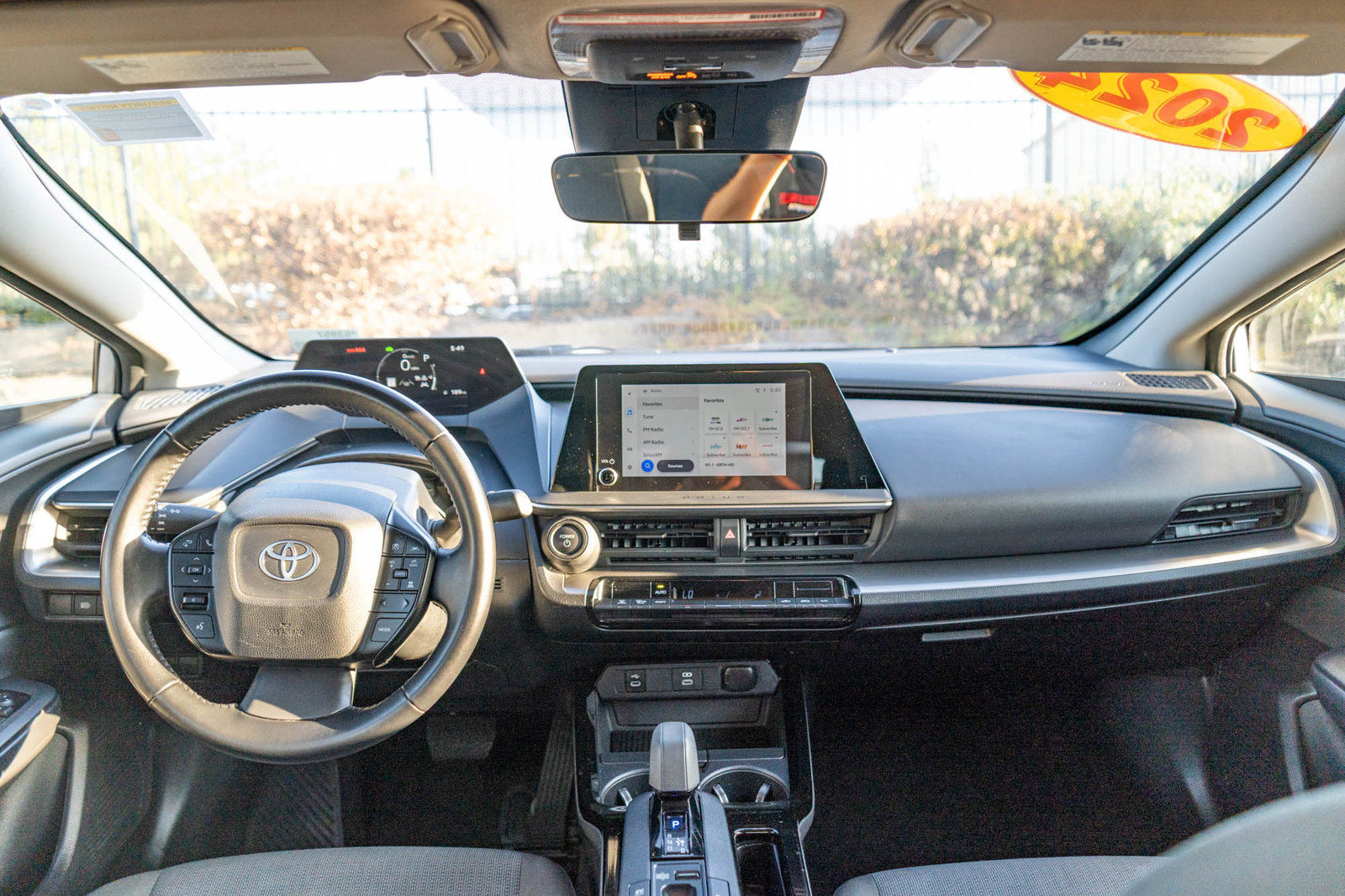 Used 2024 Toyota Prius LE FWD image 17