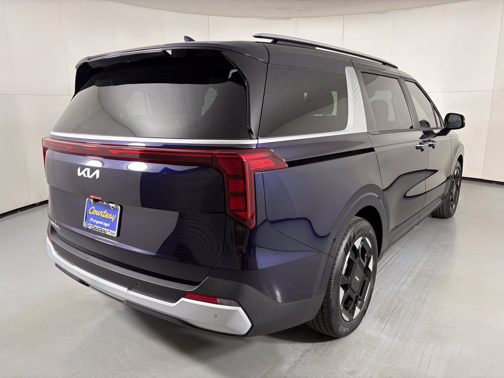 New 2026 Kia Carnival EX FWD image 8