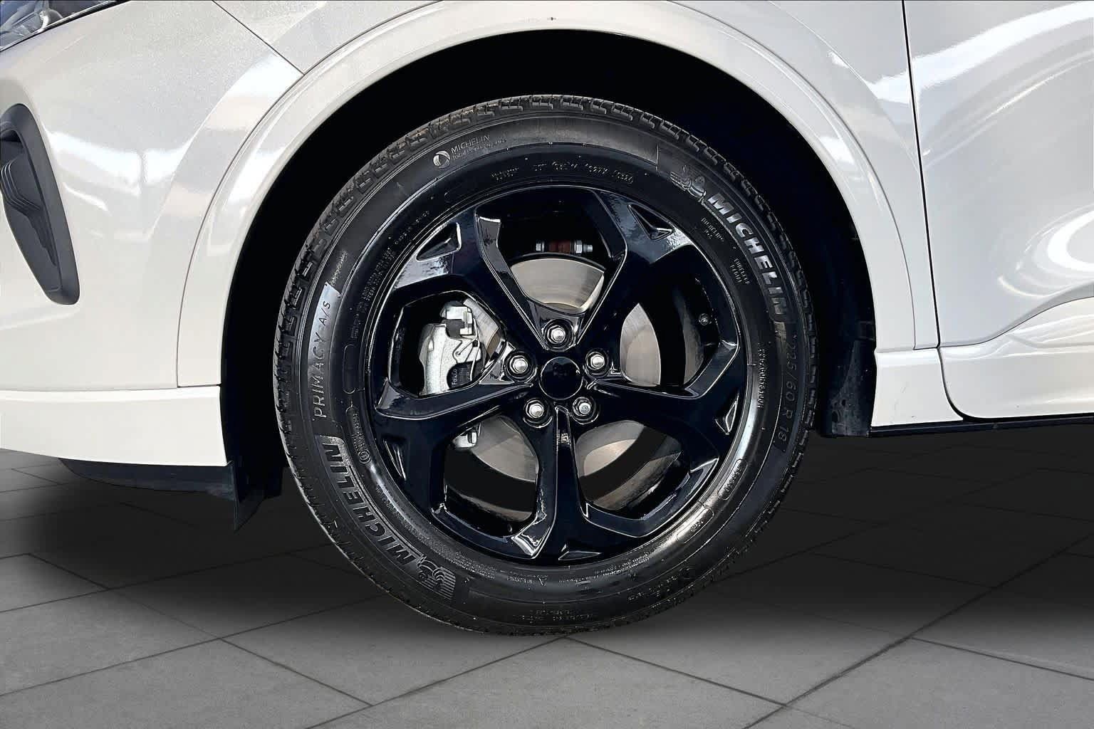 Used 2024 Ford Escape ST-Line w/ Tech Pack #1 FWD image 11