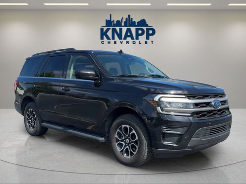 Used 2024 Ford Expedition XLT AWD/4WD image 7